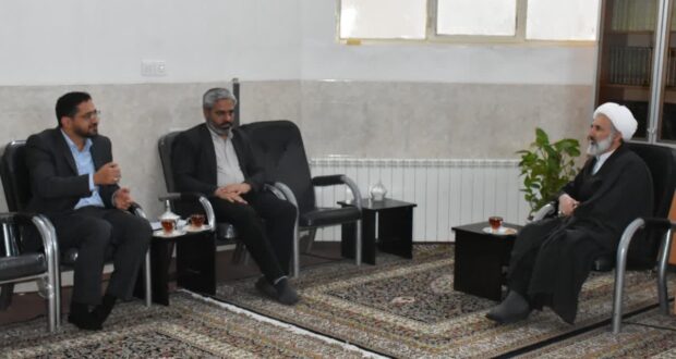 دیدار ریاست دادگستری به همراه دادستان شهرستان با امام جمعه محترم