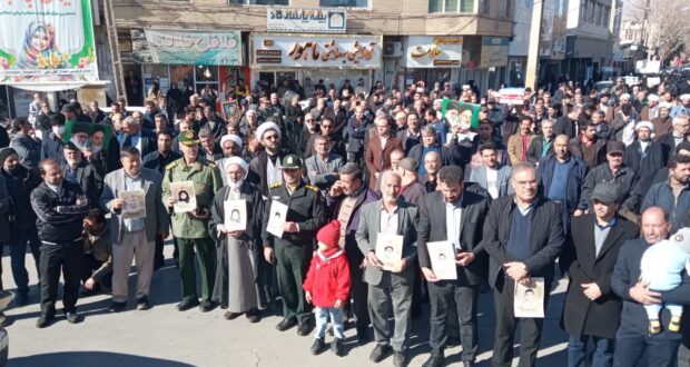 راهپیمایی مردم ولایتمدار شهرستان گلپایگان برای اتحاد، همدلی و محکومیت یاوه گویی امریکا و اسرائیل